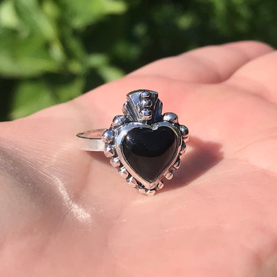 Anillo Corazón Estelar Ónix