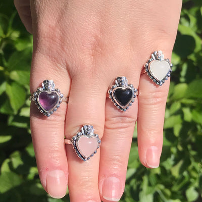 Anillo Corazón Estelar Ónix