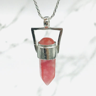 Colgante Geo Moon Cuarzo Cherry
